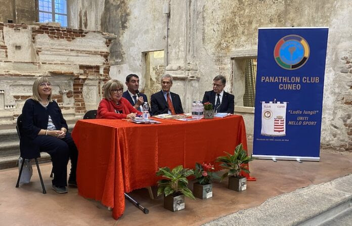 “Donne e motori”, la mostra al Salice Vecchio